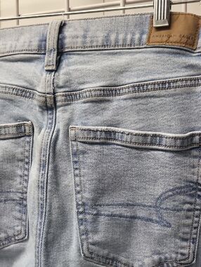 American Eagle Outfitters Light Blue Straight Jeans, Size 4
